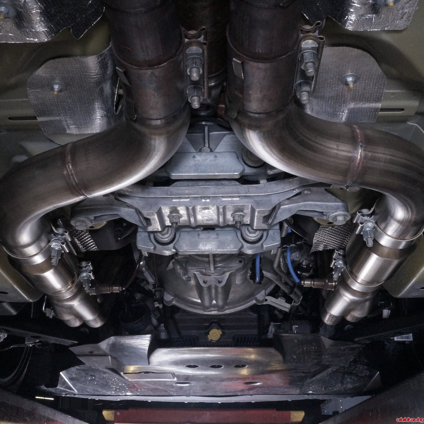 ford-gt350-headers-on-car-1