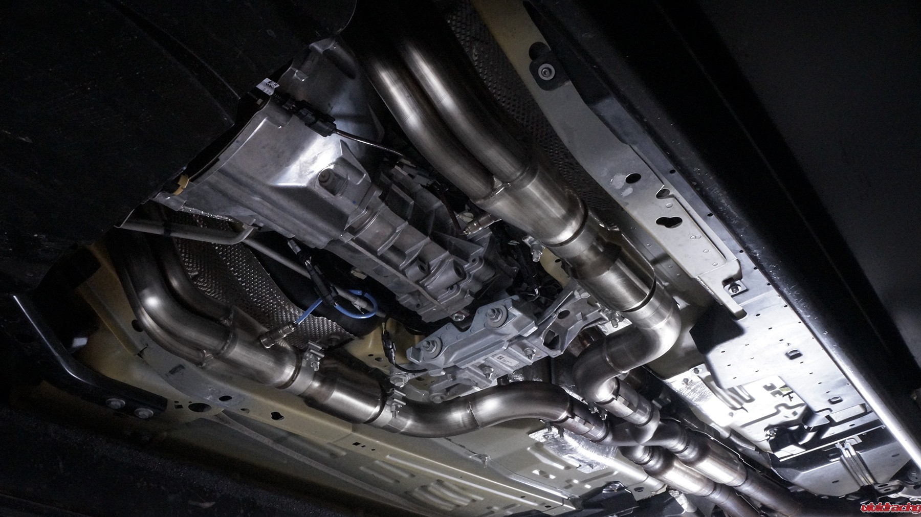 ford-gt350-headers-on-car-6