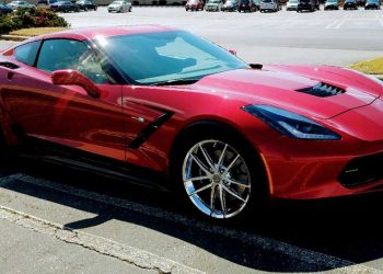 Customer Spotlight: Corvette C7 With Forgeline AR1 Wheels