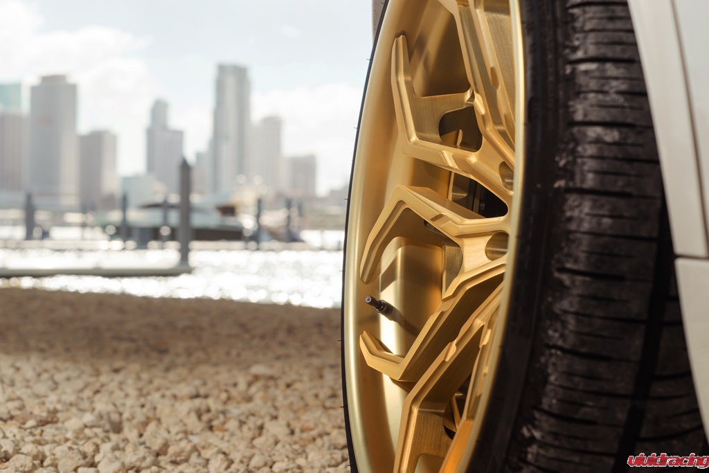 BMW F85 X5M, Velos XX 3-piece forged wheels, gold