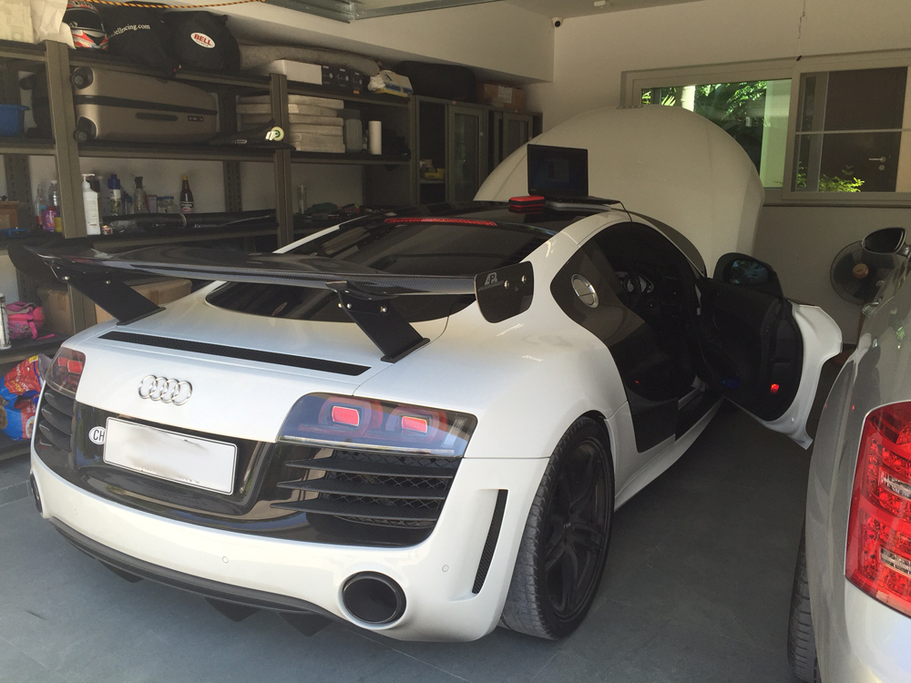 Audi R8 V10 Gets Fast and Down with VR Tuned, KW, APR Carbon