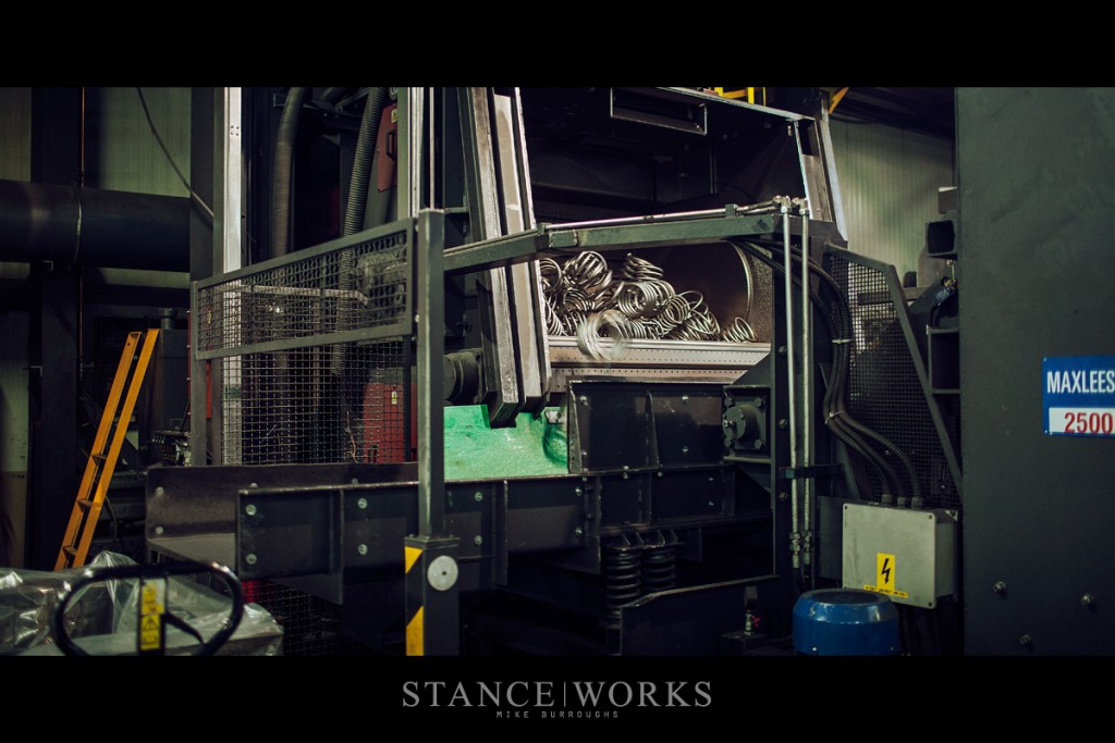 hr-springs-shot-peen-finish-machine