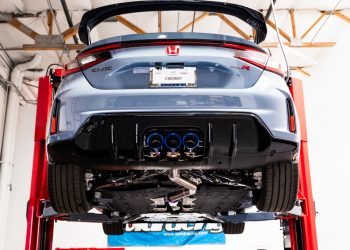 Listen to the VRP Honda Civic Type-R FL5 FULL Titanium Exhaust