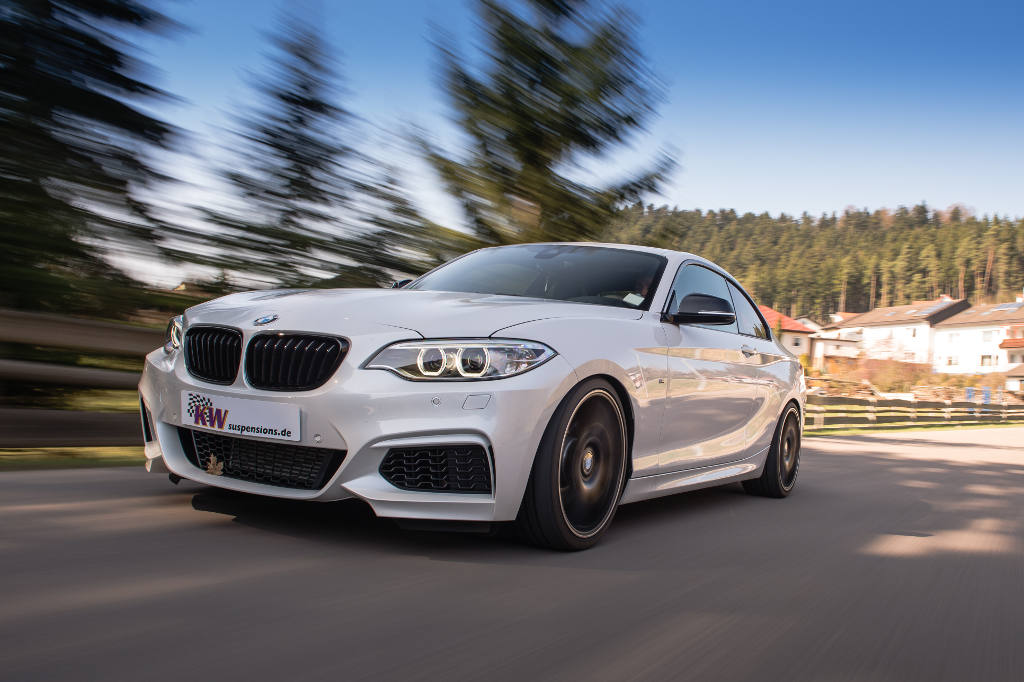 low_KW_BMW_M235i_001