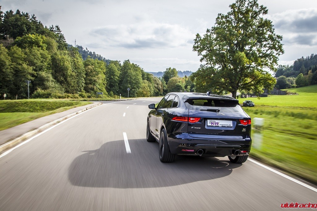 low_KW_Jaguar_F-Pace_004