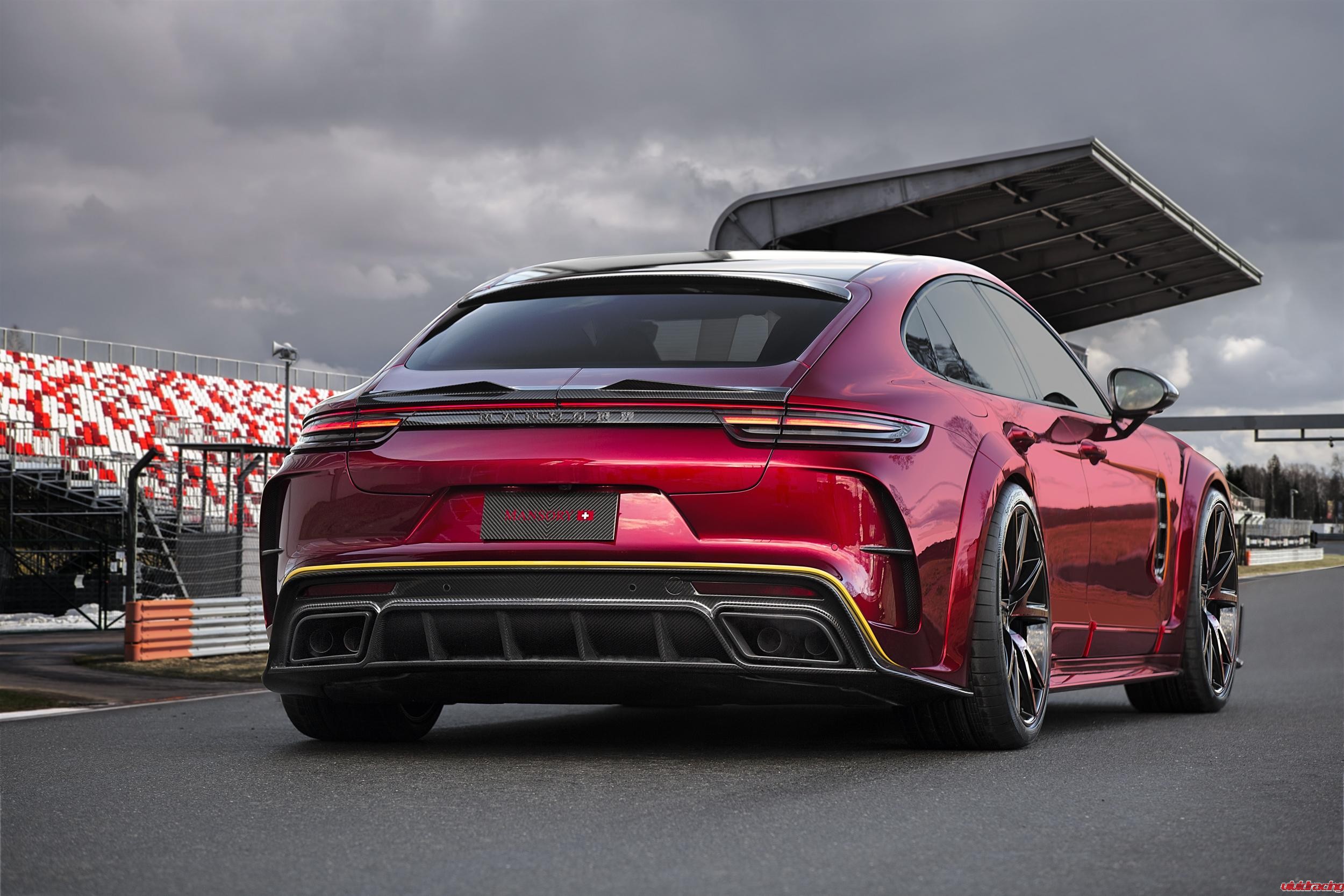 mansory_porsche_panamera_02