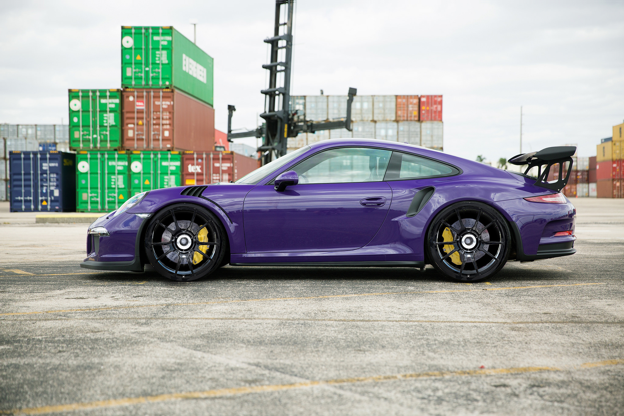 MOMO USA Releases Porsche 991 GT3 | GT3RS Racing Wheel
