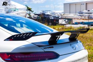 renntech_cf_aero_amg_gt_on_car_002