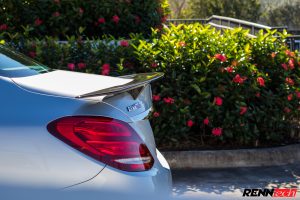 renntech_w205_spoiler_gloss_oncar_006_web