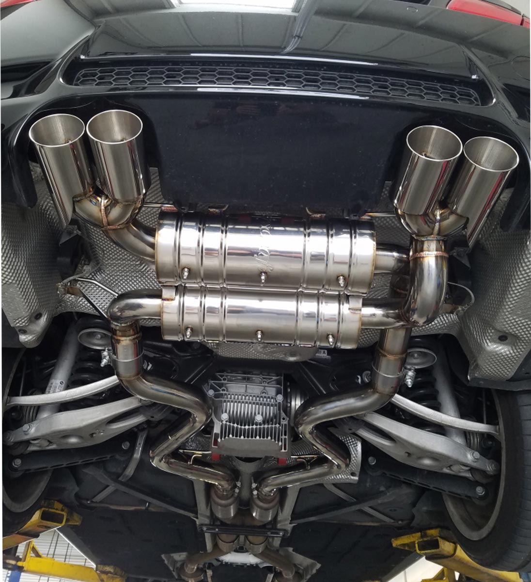 BMW E92 M3 Equipped With Meisterschaft GT Race Exhaust