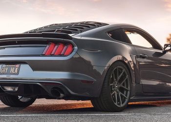New Fitment: Vorsteiner V-FF 101 and V-FF 107 for Mustang
