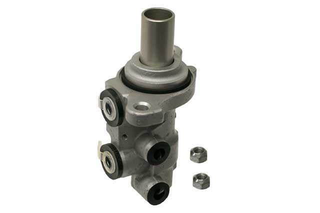 TRW Automotive Brake Master Cylinder 34-33-6-786-585 - 34-33-6-786-585