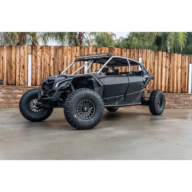 Madigan Motorsports 4-Seat Roll Cage and Roof Can-Am Maverick X3 2015+ - X3-RC-4