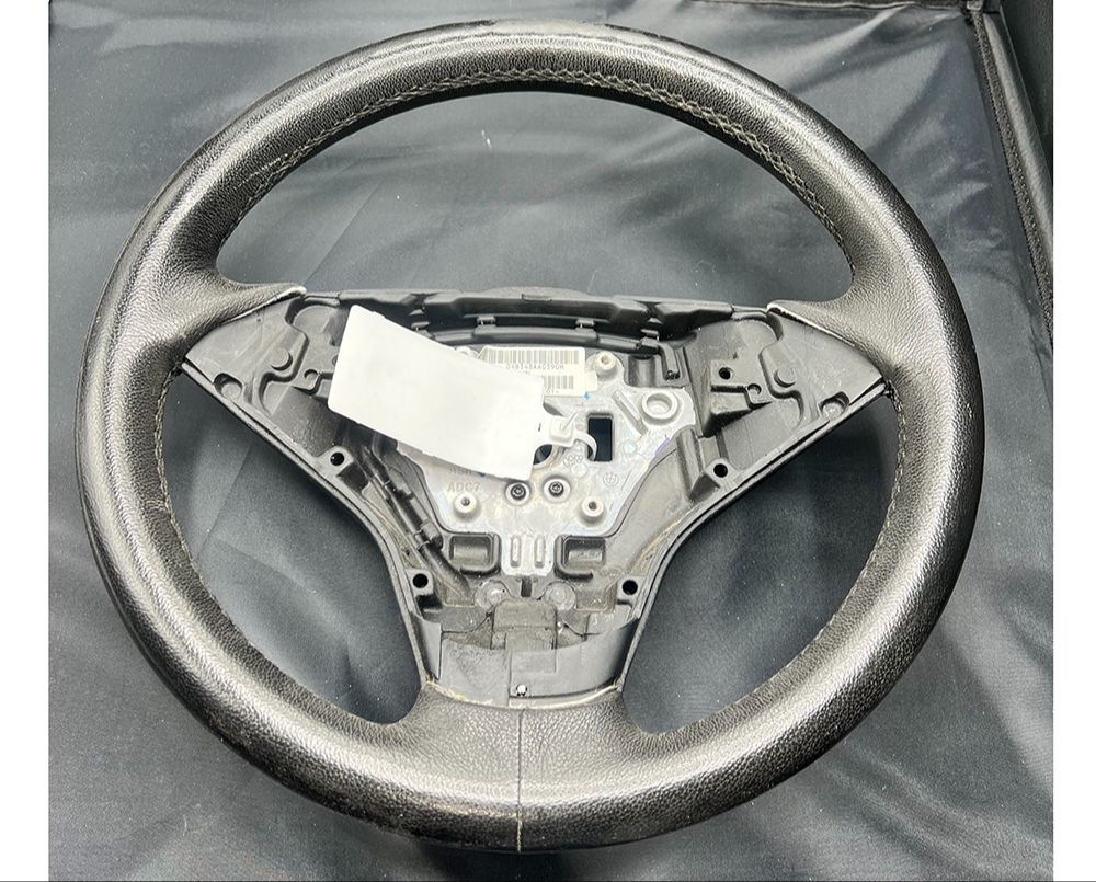 BMW M5 E60 OEM Steering Wheel 2 - Used CLEARANCE - VR-SW-37-core