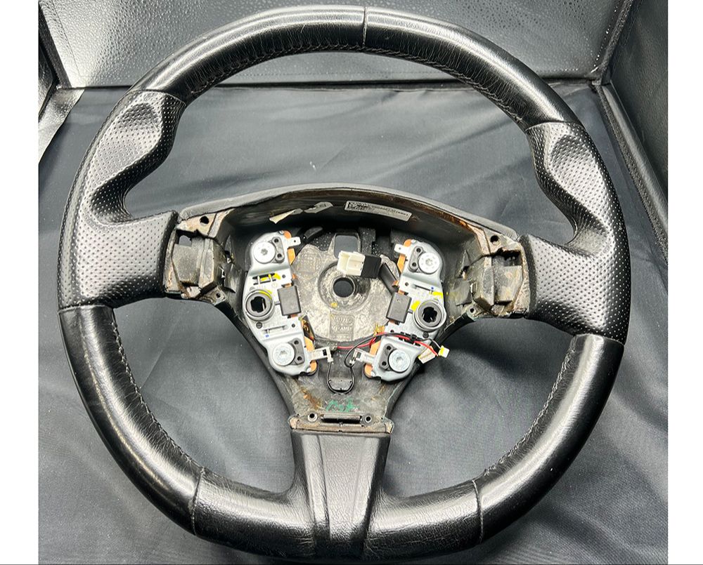BMW 2 | 3 | 4 | 5 | 6 | X Series M Sport OEM Steering Wheel 2018-2020 1 - Used CLEARANCE - VR-BMW-F90M-STRWHL-core