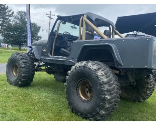 Wizard Works Offroad Rear Armor with Tube Flares Bare Steel Jeep Scrambler 1981-1985 - WW8045