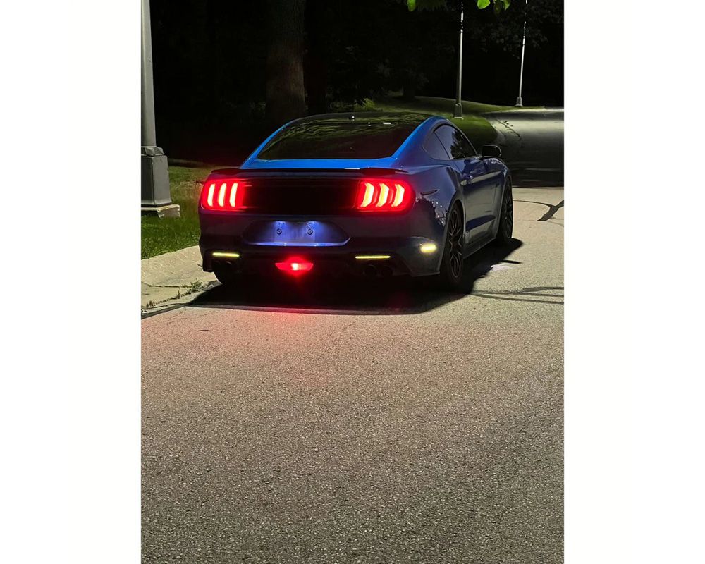 Striker Lights LLC RGB Rear Reflectors - Clear Ford Mustang S550 2018+ - SL-S550R2