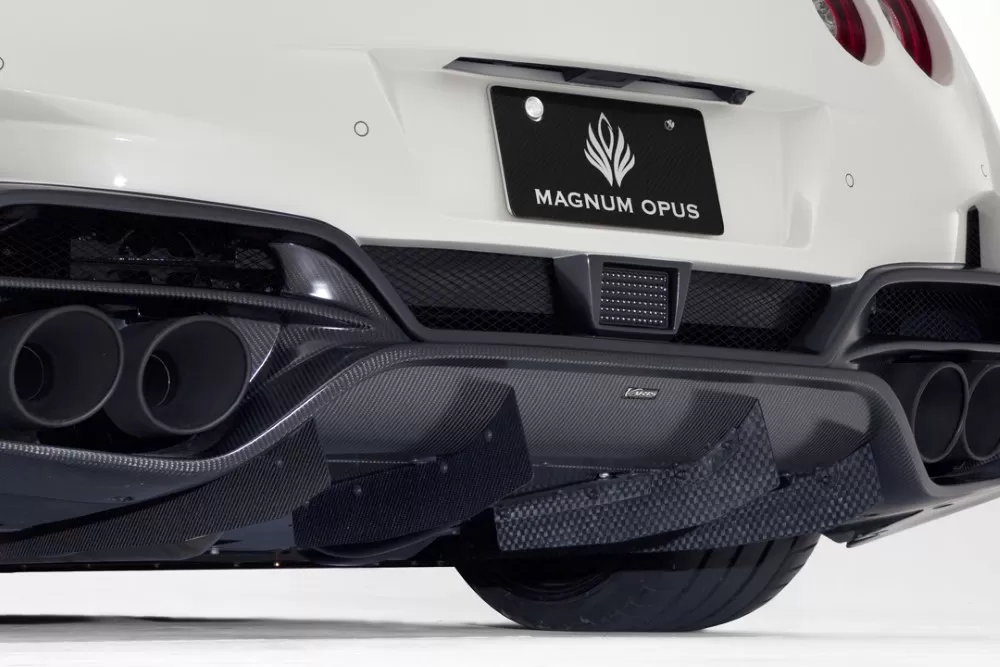Varis 19' Magnum Opus Ver.2 Rear Bumper Vertical Fin Set Nissan GT-R R35 2017-2019 - VANI-248C
