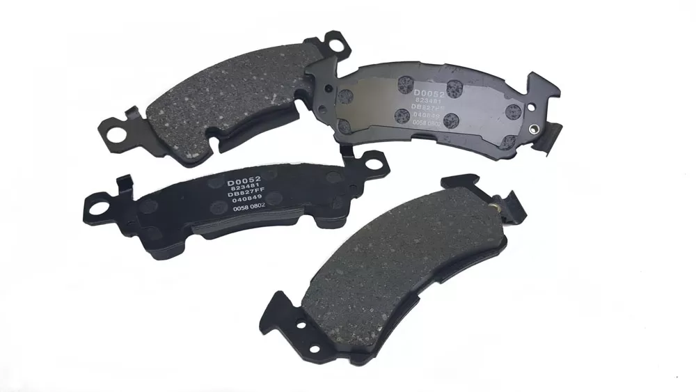 Baer Brakes Brake Pads Front Pontiac Olds Jeep GMC Chevy Cadillac Buick - D0052