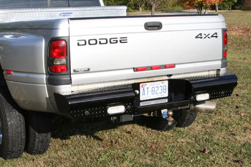 Fab Fours 03-09 Dodge HD Rear Ranch Bumper (2500 - 5500) - DR03-T1050-1