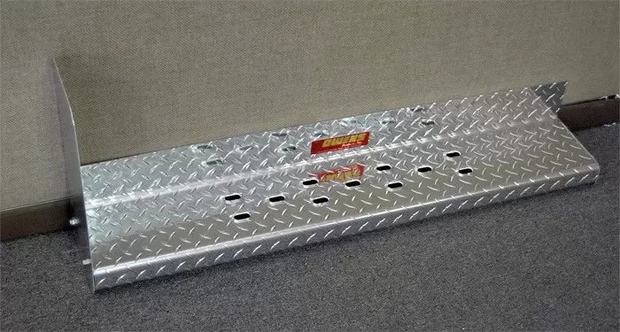 Owens Products 4" Riser Aluminum Commercial Diamond Running Boards With Star Burst Grip Ram 2500 | 3500 | 4500 | 5500 Crew Cab W/Flares 2013-2018 - 82338G