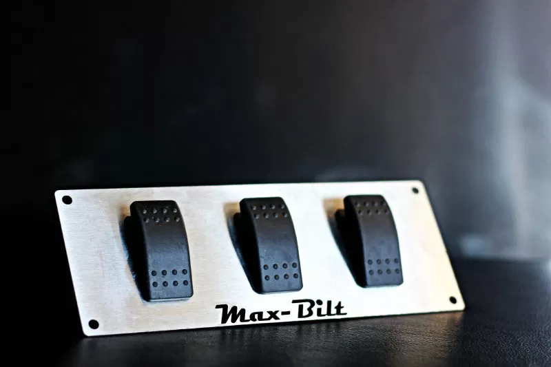 Max-Bilt Jeep Switch Panel 3 Switch Plate Univiersal - SWP3