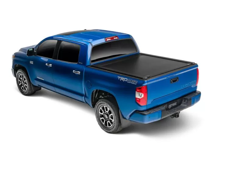 Retrax RetraxONE XR 07-18 Tundra Regular & Double Cab 6.5ft Bed with Deck Rail System - T-60842