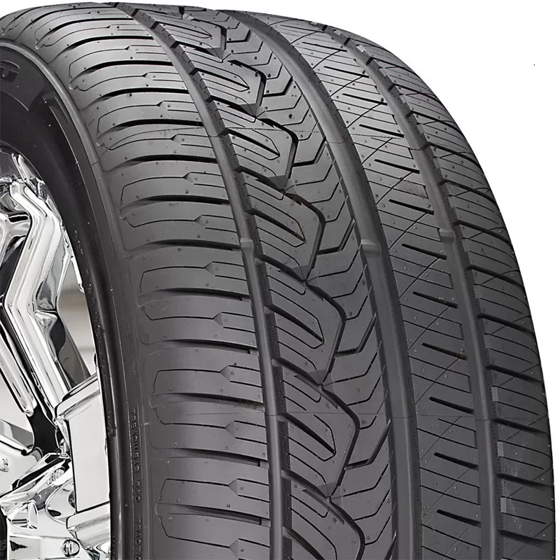 Nitto NT421Q Tire 265/60 R18 114VxL BSW - 210720