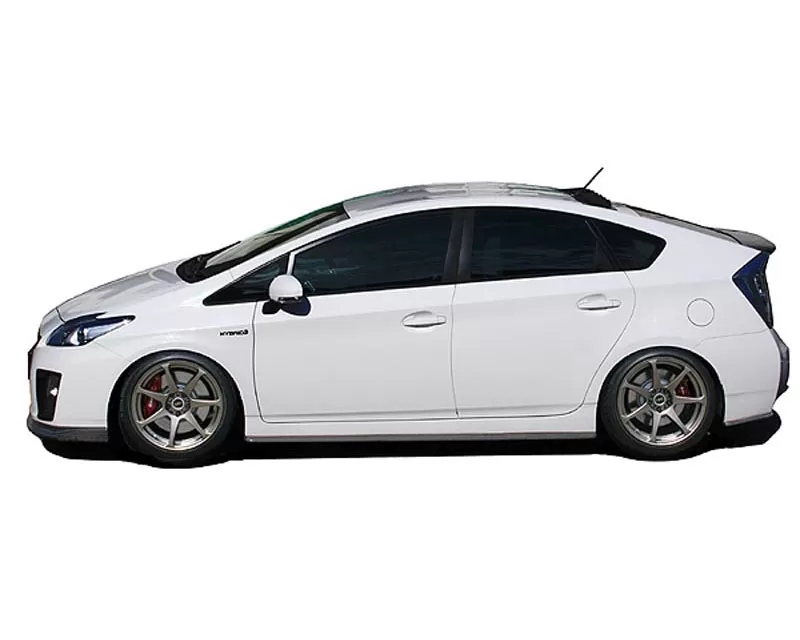 Charge Speed Bottom Line Side Skirts Carbon (Japanese CFRP) Toyota Prius 10-15 - BCTP10-CS820SSC