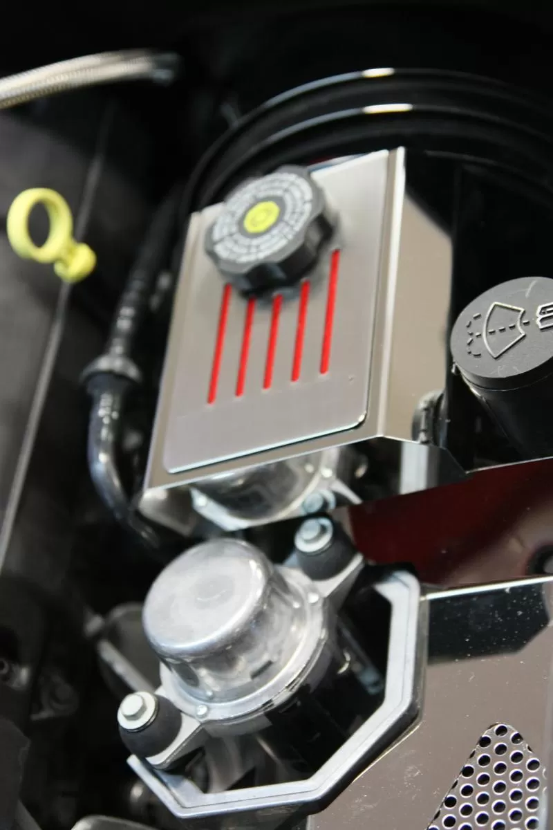 American Car Craft Black Carbon Fiber Auto Trans Brake Master Cylinder Cover w/Ribbed Slots Chevrolet Corvette C7 | Z06 | Z51 | ZR1 2014-2019 - ACC-053052-BLK