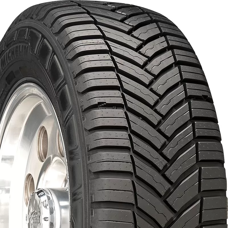 Michelin Agilis CrossClimate Tire 225/75 R16 121R C8 BSW - 70411