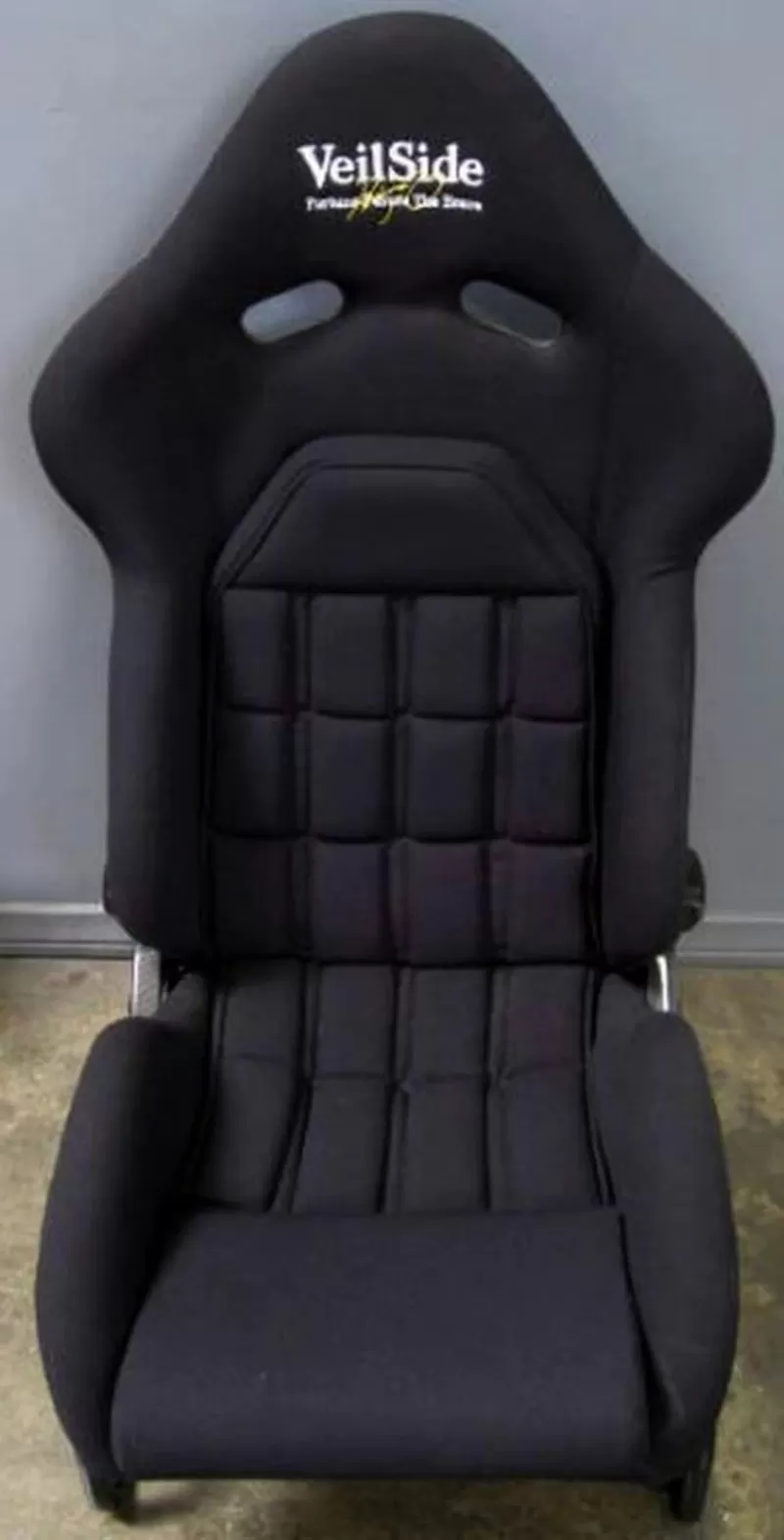 VeilSide D-1R Carbon Reclining Seat Black/Black - FA010-04BKC