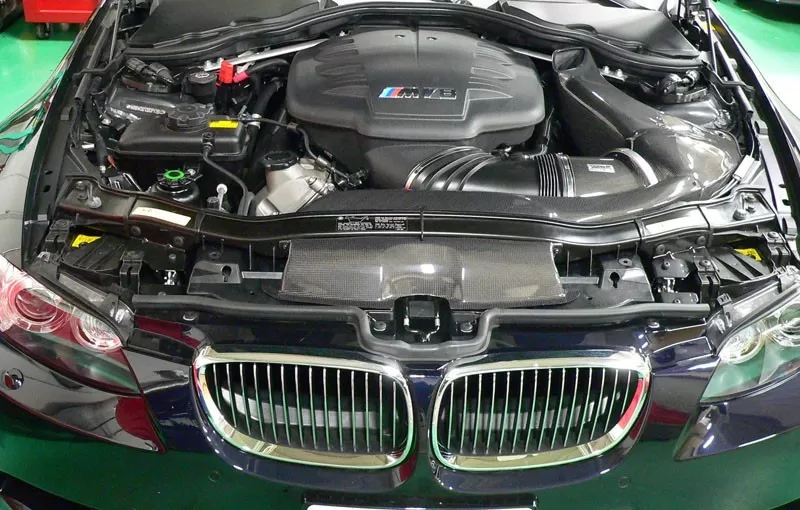 GruppeM Carbon Fiber Ram Air Intake System BMW M3 E90/E91/E92/E93 07-14 - FRI-0322