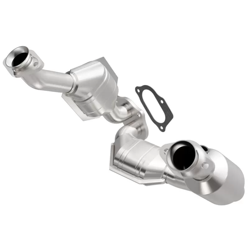 MagnaFlow Exhaust Products Direct-Fit Catalytic Converter Front - 441118