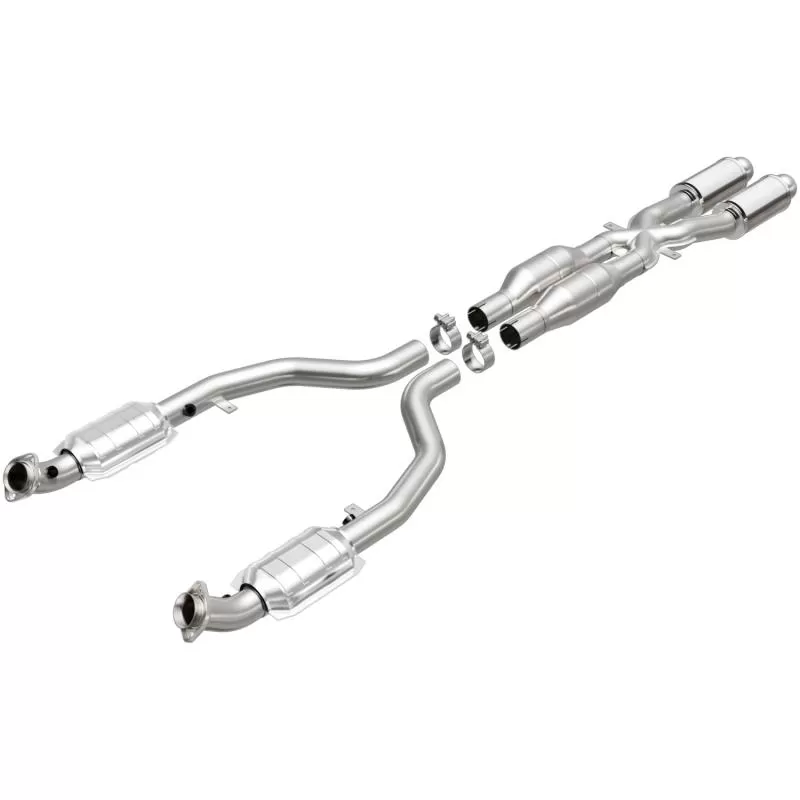 MagnaFlow Exhaust Products Direct-Fit Catalytic Converter BMW M3 2008-2013 4.0L V8 - 5411031