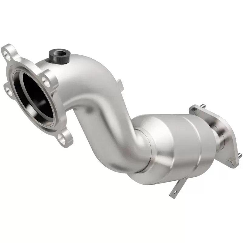 MagnaFlow Exhaust Products Direct-Fit Catalytic Converter Cadillac ATS Front 2013 2.0L 4-Cyl - 551573