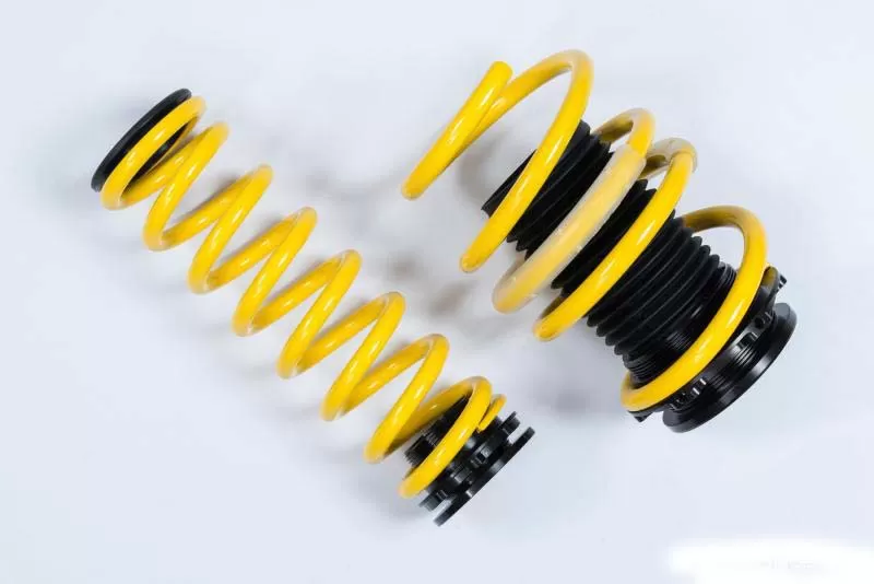 ST Suspensions Adjustable Lowering Springs BMW M2 | M2 Competition | M3 | M4 2WD 2015-2021 - 273200AN