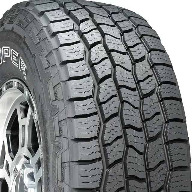 Cooper Discoverer AT3 4S Tire 225 /70 R15 100T SL OWL - 171015010