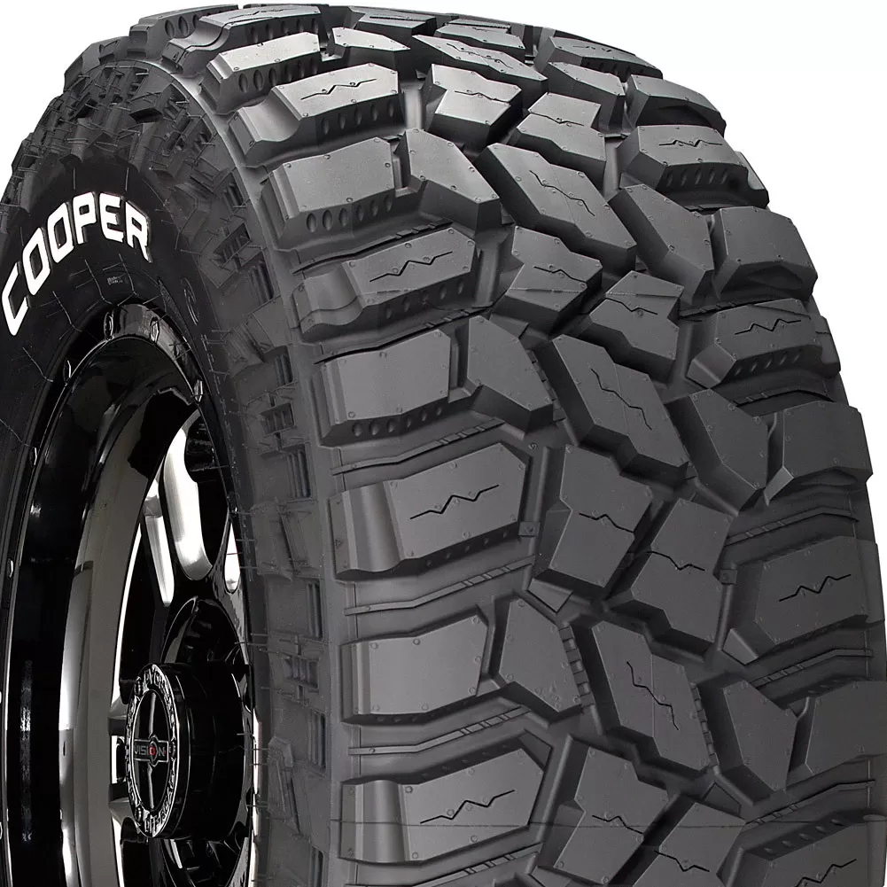 Cooper Discoverer STT Pro 37/13.50R22 123Q B Tires - 170140006