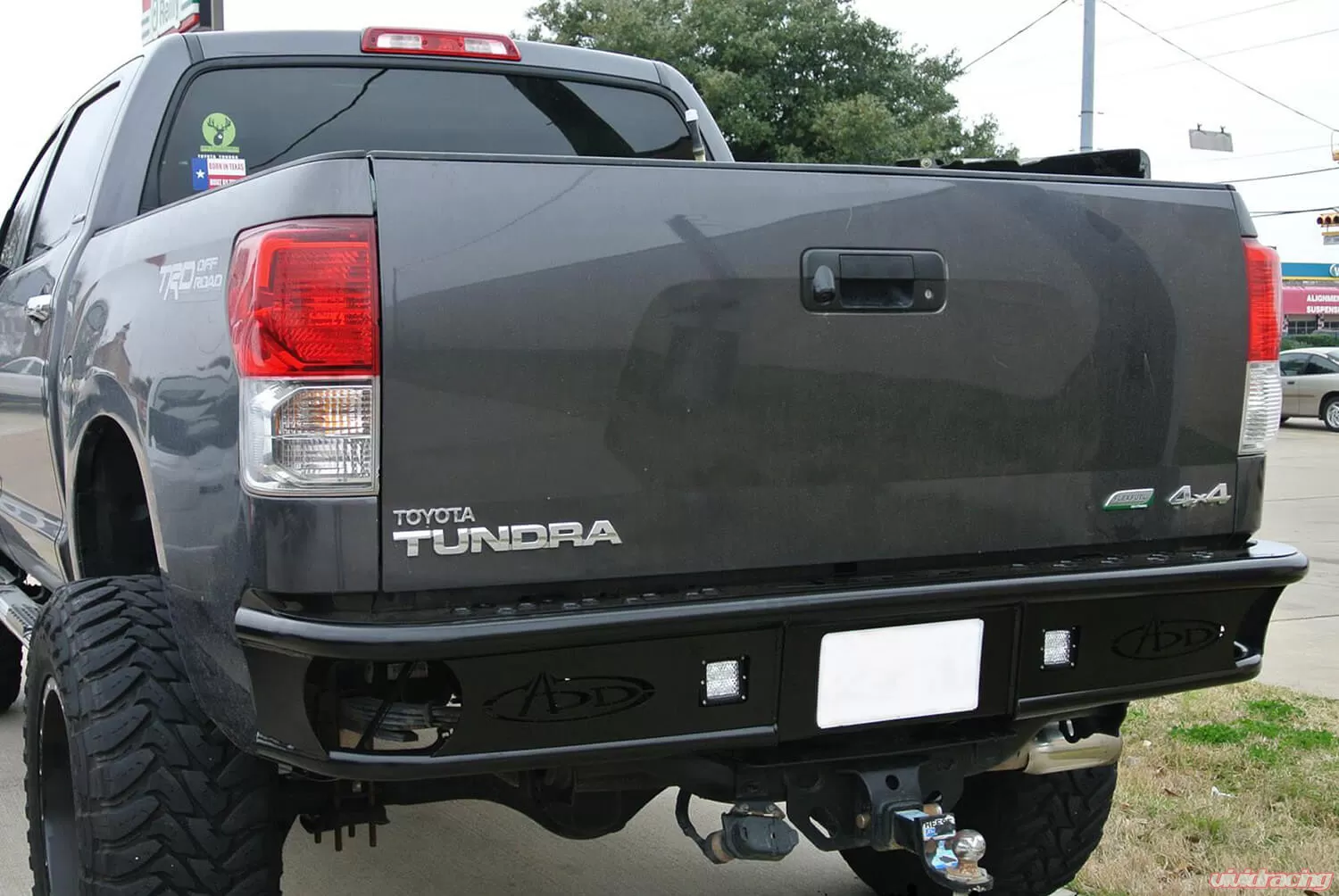 2011 toyota tundra rear bumper
